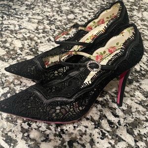 Black Gucci heels size 36.5